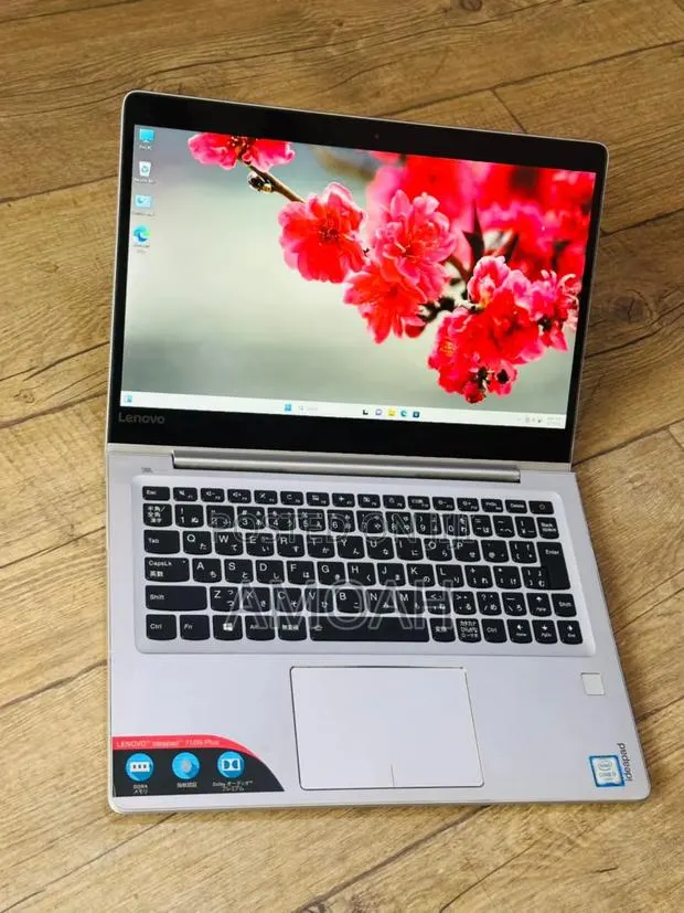 Laptop Lenovo IdeaPad Z710 4GB Intel Core i3 SSD 256GB · Photo 1
