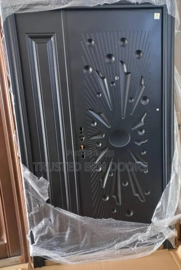 Turkey Paladin Black Security One & Half Door · Photo 1