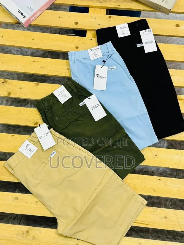 Yessir Slim Fit Shorts · Photo 1