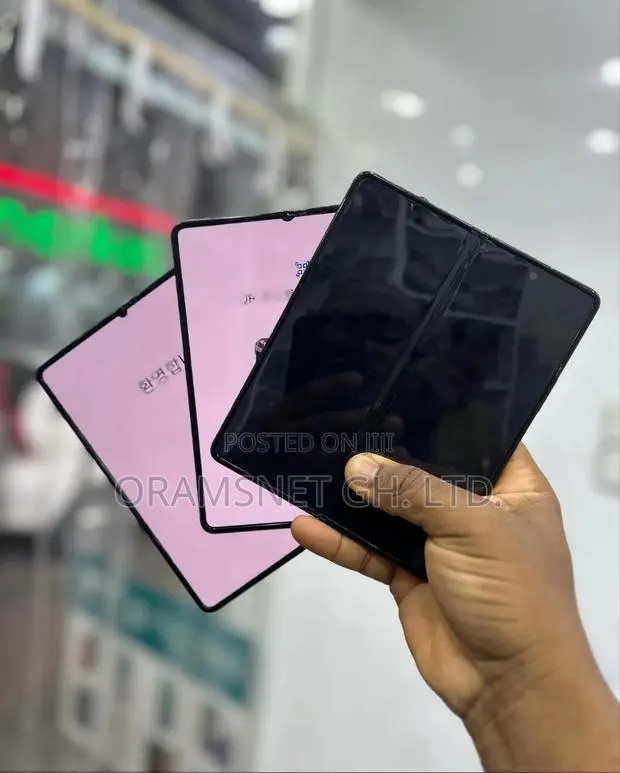Samsung Galaxy Z Fold 3 512 GB Black · Photo 1