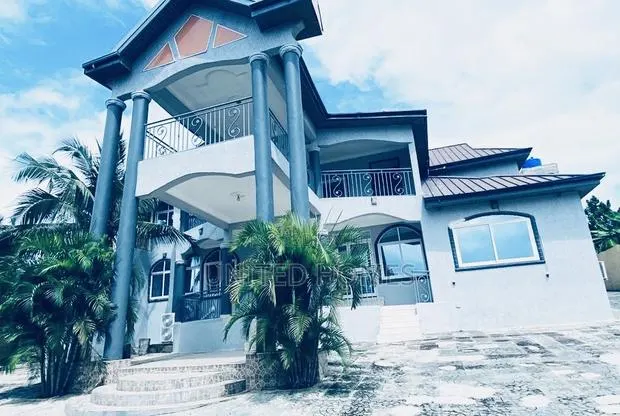 Furnished 20bdrm House in West Hills Mall Area for rent · Photo 1