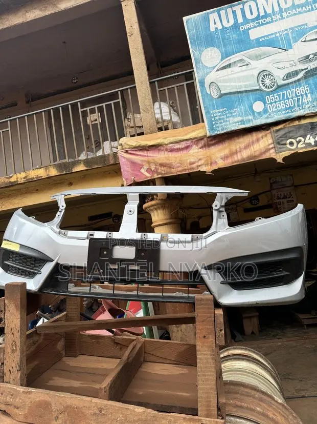 Civic 2017 Front Bumper · Photo 1