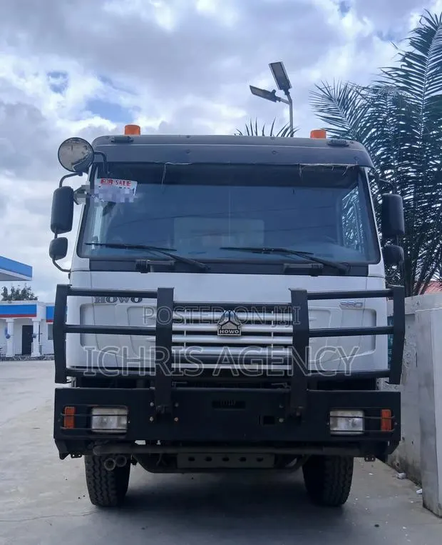Howo Tipper Truck · Photo 1
