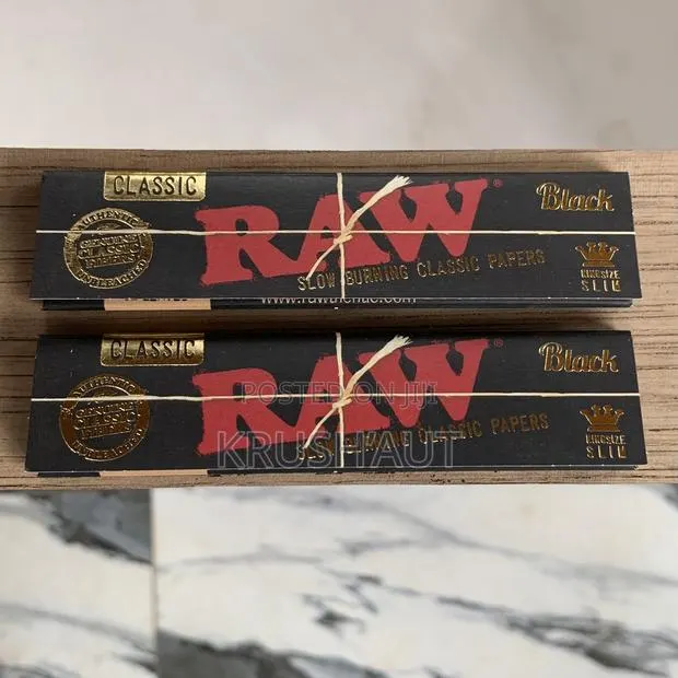 RAW Classic Black · Photo 1