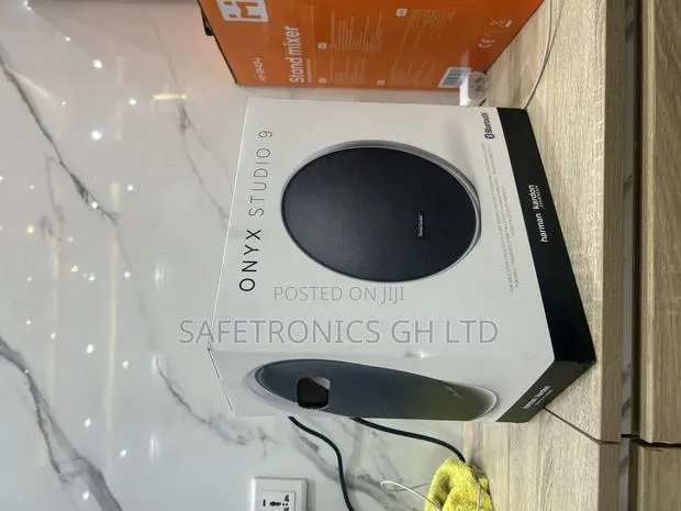 Order Good Harman Kardon Bluetooth Onyx 9 Speaker · Photo 1