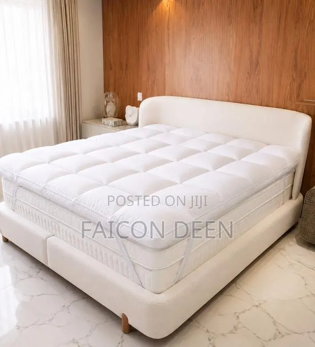 Sleep on Pure Comfort ;Thick Heavy Mattress Topper for Hotels · Photo 1