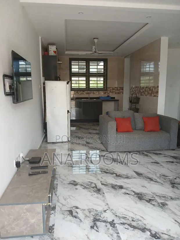 Furnished 1bdrm Apartment in Community 22, Tema Metropolitan for rent · Photo 1
