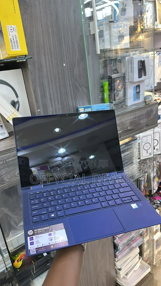 Laptop HP Elite Dragonfly G3 16GB Intel Core i5 SSD 256GB · Photo 1