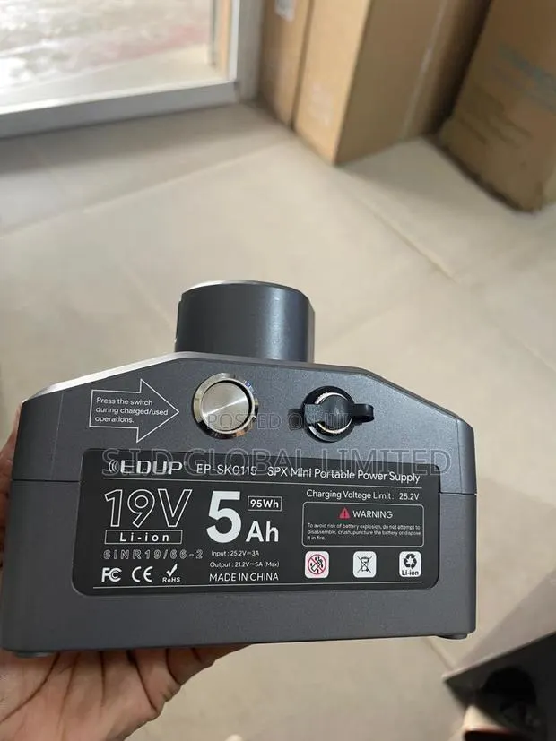 Fast-charging 95wh Battery Pack For Starlink · Photo 1