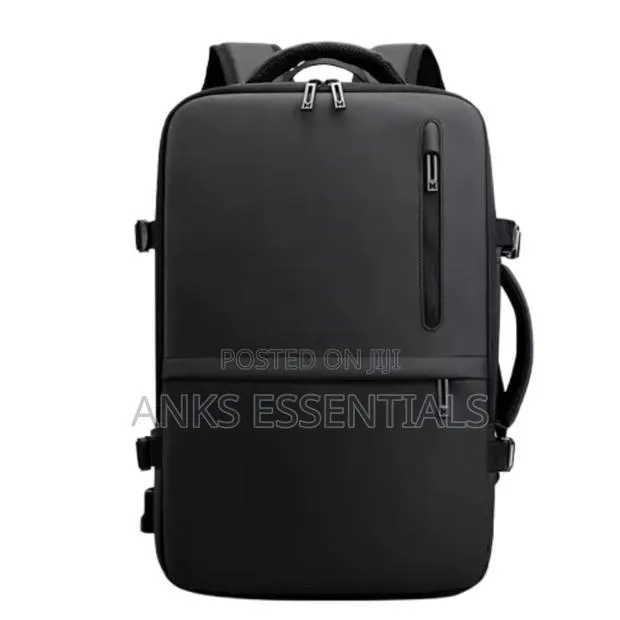 Smart Travel Laptop Backpack With Usb Port · Photo 1