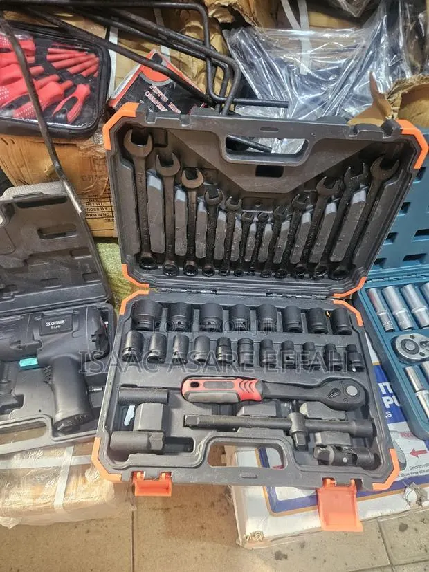 37 Pieces Socket Set · Photo 1