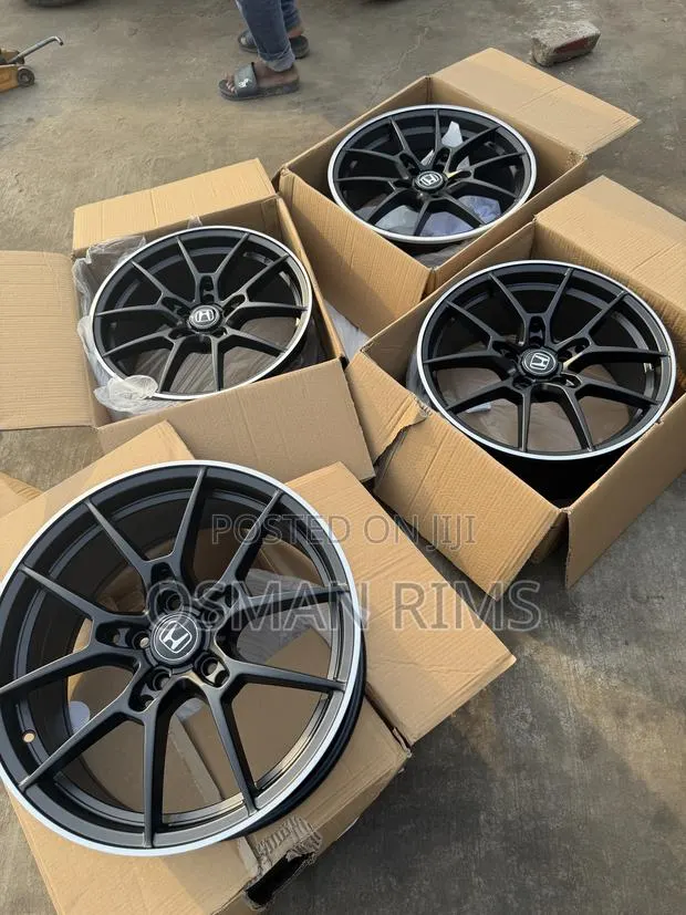Touring Honda Civic Rim 18 Matt Black · Photo 1