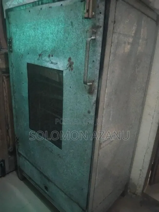 Baking Oven · Photo 1
