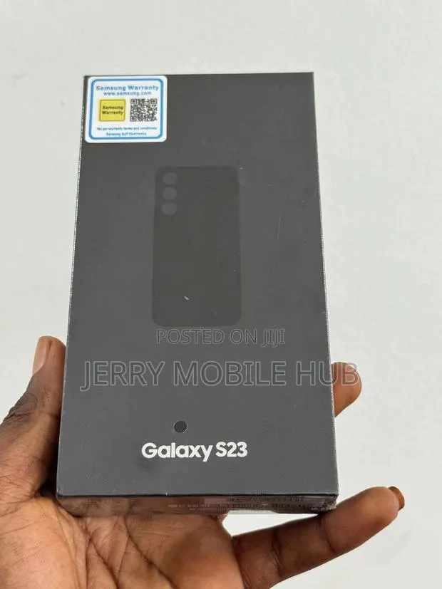 New Samsung Galaxy S23 128 GB Black · Photo 1