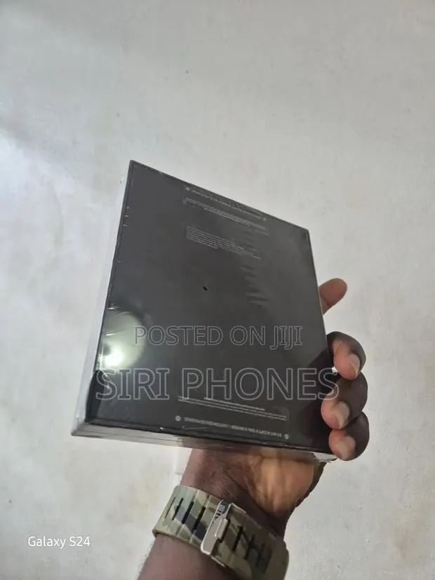 New Samsung Galaxy Z Fold6 512 GB Blue · Photo 1
