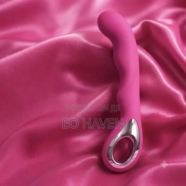 Silicone Dildo · Photo 1