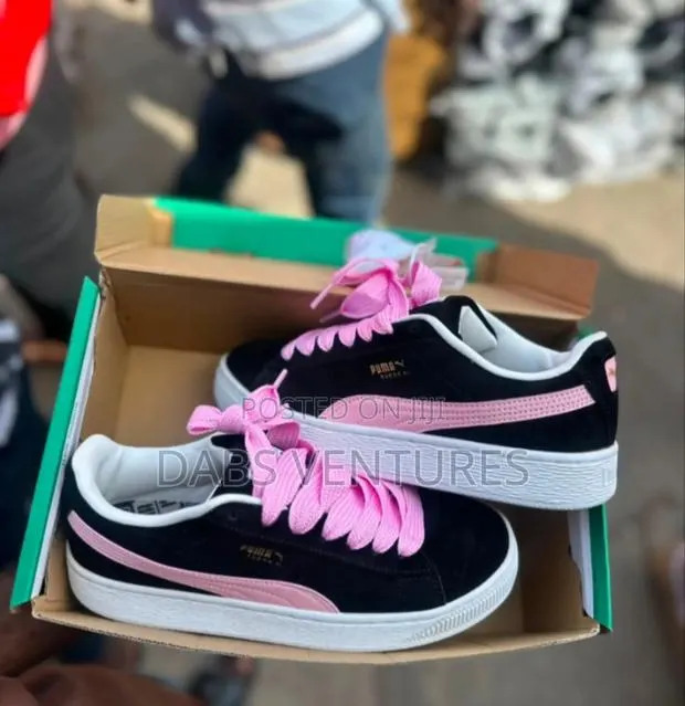 Puma Ladies and Gents Sneakers. 36-45 · Photo 1