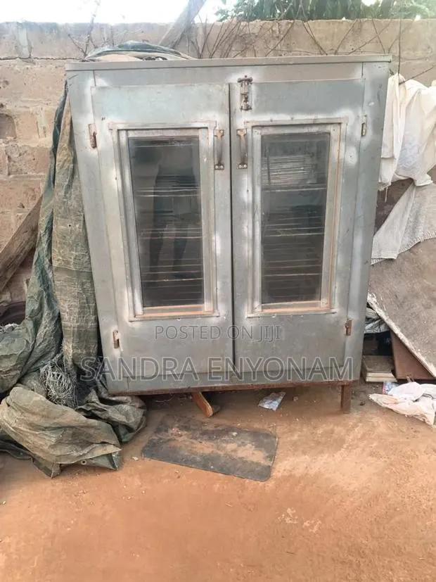 Industrial Oven · Photo 1