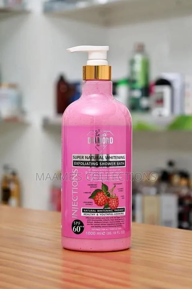 Smooth Diamond Paris Super Natural Whitening Exfoliating Shower Bath · Photo 1
