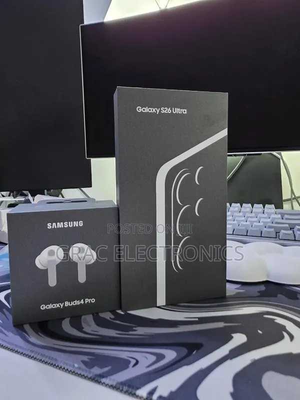 New Samsung Galaxy S26 Ultra 5G 1 TB Black · Photo 1