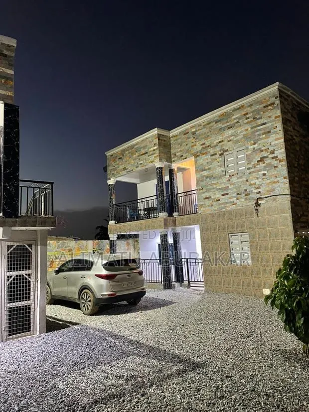 2bdrm Apartment in Amber Street, Amasaman for rent · Photo 1