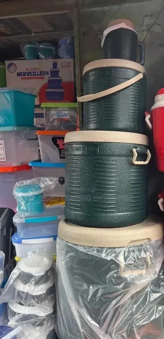 Quality Ice Chest 4 In 1 · Photo 1
