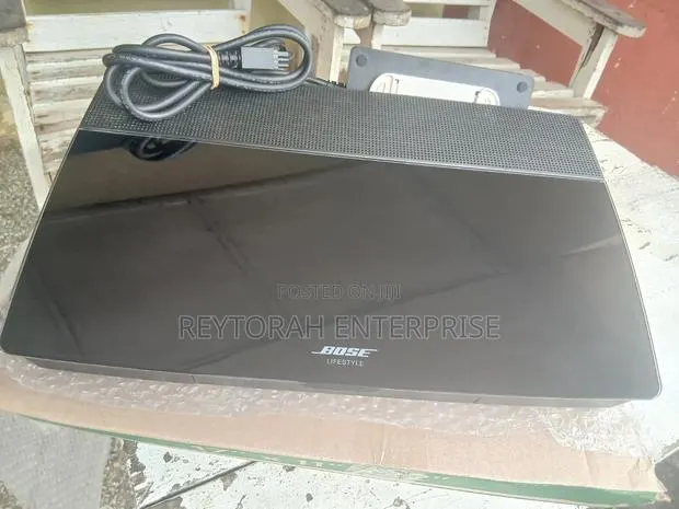 Bose Lifestyle 650 Console and Power Adapter · Photo 1