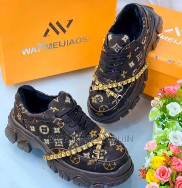 Louis Vuitton · Photo 1