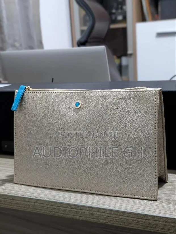 Bvlgari Travel Size Pouch / Bag / Case · Photo 1