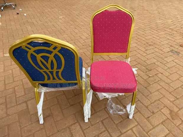 Strong Conference/Banquet Chairs · Photo 1
