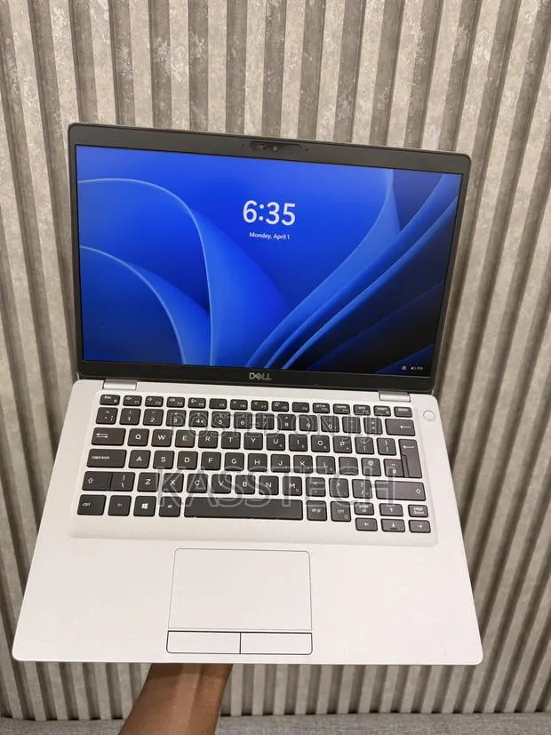 Laptop Dell Latitude 5410 8GB Intel Core i5 SSD 256GB · Photo 1