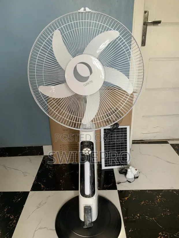 Rechargeable Solar Fan 18 Inches + Bulbs ,Remote and Adapter · Photo 1