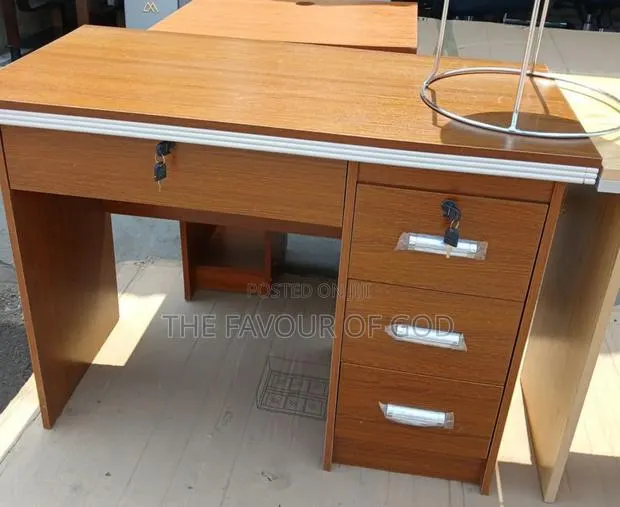 Authentic Computer Desk · Photo 1