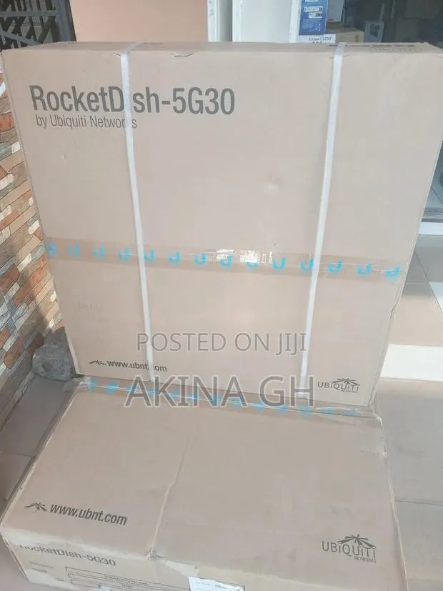 Ubiquiti Rd-5g30 Airmax 2x2 PTP Bridge Dish Antenna · Photo 1