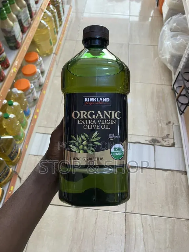Kirkland Organic Extra Virgin Olive Oil · Photo 1