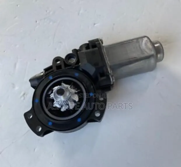 Hyundai Santa Fe 2010-12 Door Regulator Motor · Photo 1