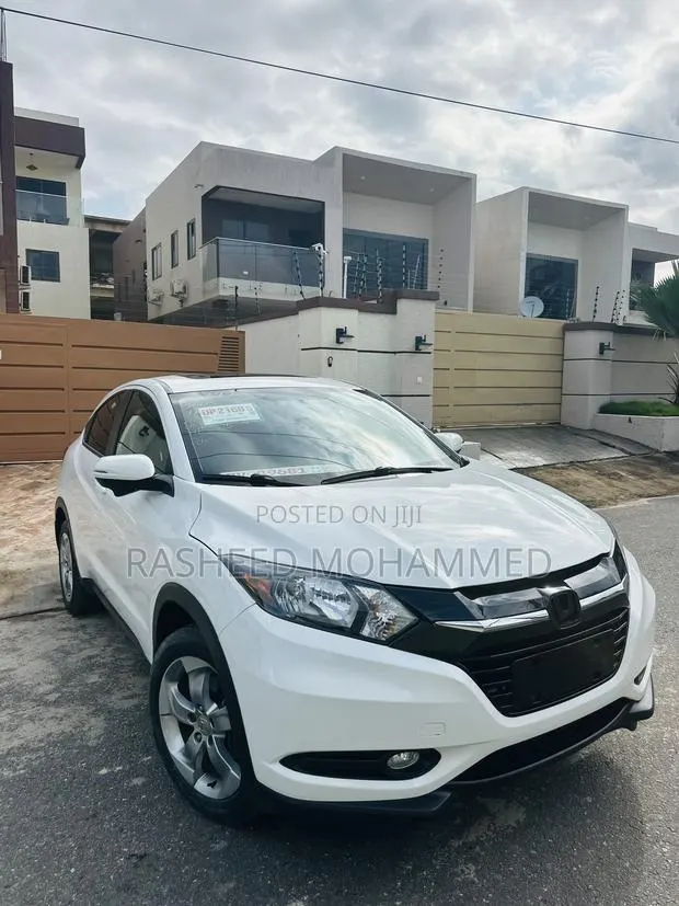 Honda HR-V EX AWD 2017 White · Photo 1