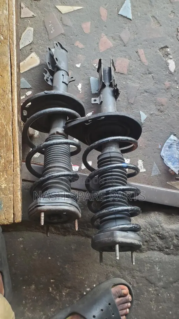 Camry 2008 Back Shocks Absorber · Photo 1