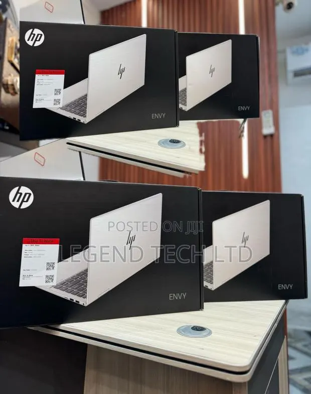 New Laptop HP Envy 15-ep0xxx 8GB Intel Core i5 SSD 512GB · Photo 1