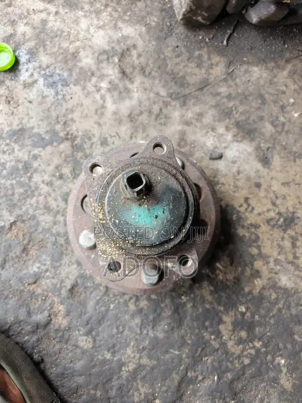 Toyota Cammry Spider Back Hub 2012 to 2018 · Photo 1