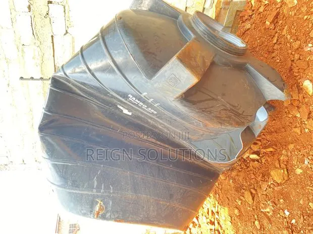 Broken Poly Tank Repairing and Cleaning Services