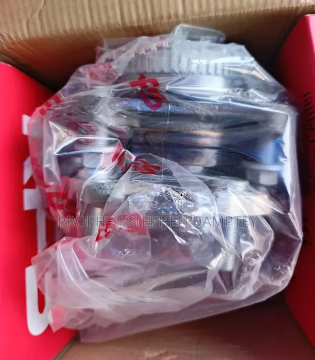 Toyota Hilux Hub Bearing · Photo 1