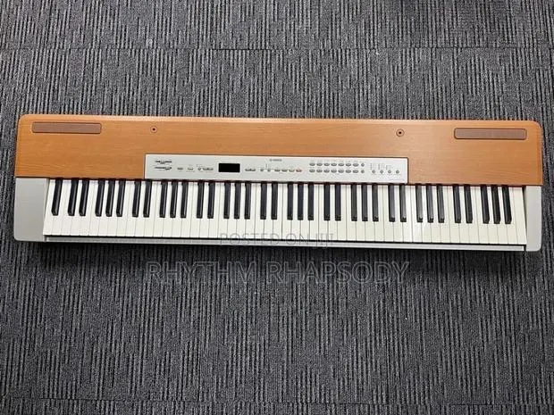 Yamaha P-120 · Photo 1