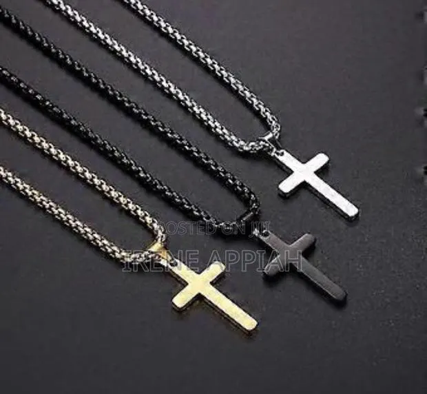 Crucifix Pendant Necklace · Photo 1