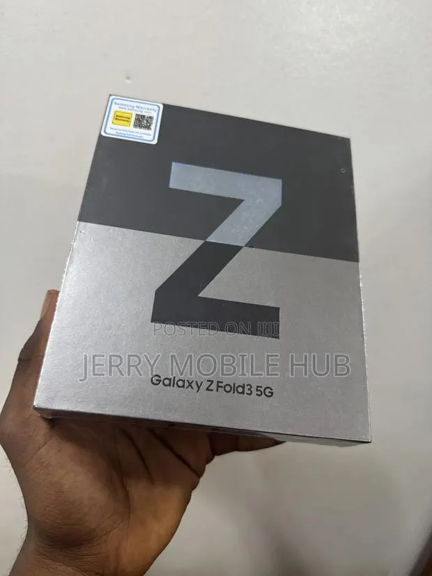 New Samsung Galaxy Z Fold 3 512 GB Black · Photo 1