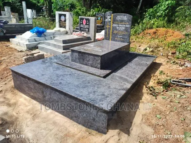 Full Granite Tombstone Done at Cape Coast · Photo 1