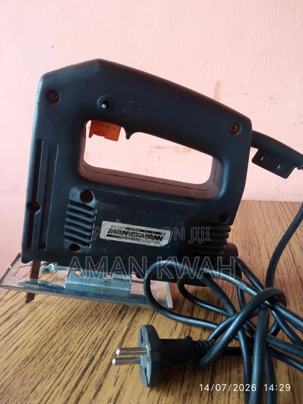 Foreign Used Jigsaw · Photo 1