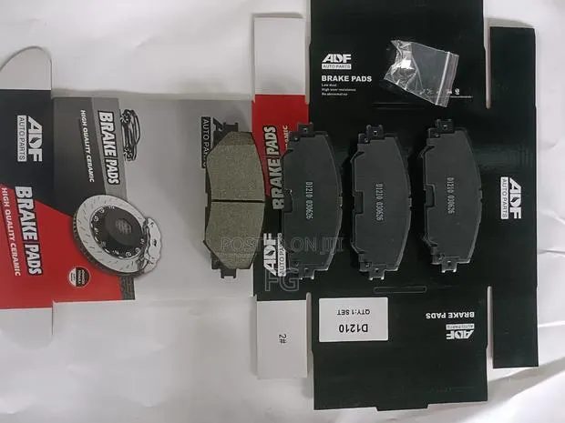 Toyota Corolla Brake Pads - Front and Back · Photo 1