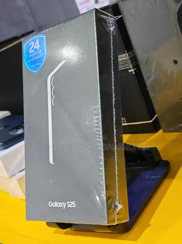 New Samsung Galaxy S25 256 GB Black · Photo 1