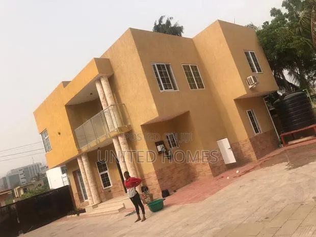 4bdrm House in Dzorwulu for rent · Photo 1